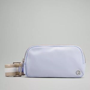 Lululemon Everywhere Crossbody Belt Bag